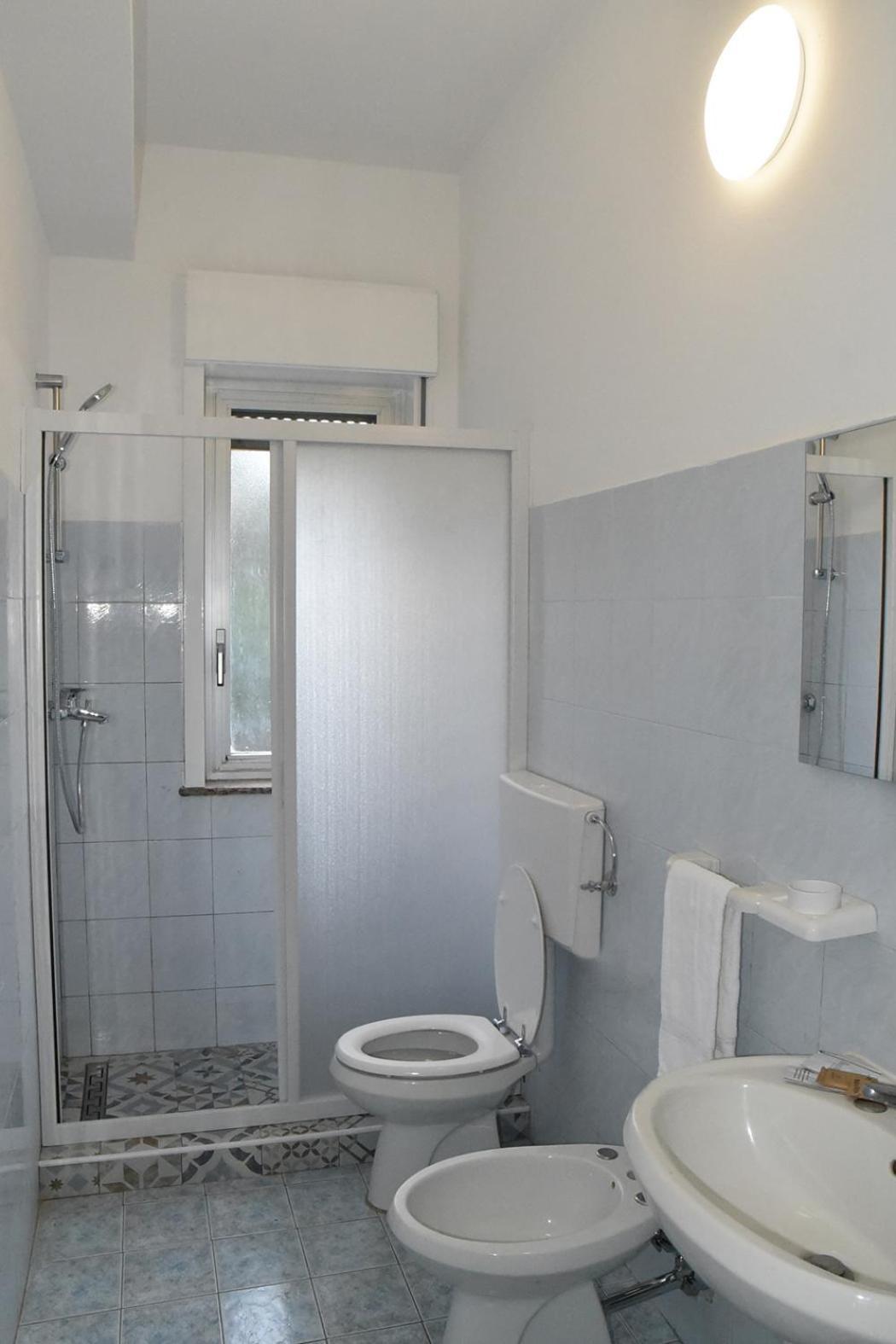 Appartamenti La Baia Del Rais Falcone Quarto foto